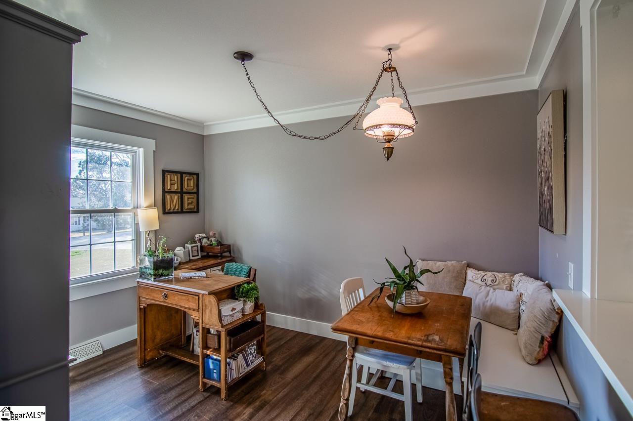 306 Thelma Drive Mauldin, SC 29662 - Photo 6 of 36