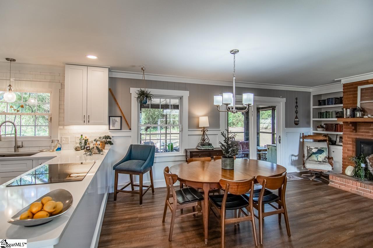 306 Thelma Drive Mauldin, SC 29662 - Photo 10 of 36