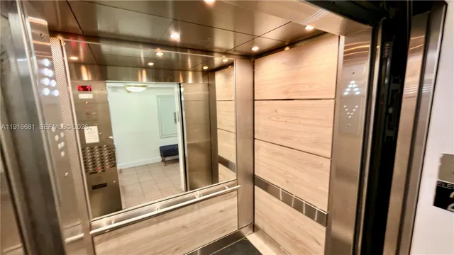 $1,900 | 2750 Northeast 183rd Street, Unit 906, Aventura, FL 33160