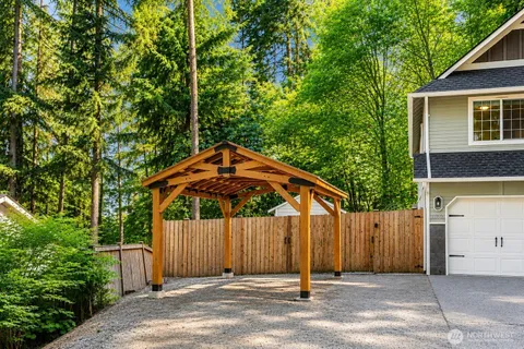 $599,900 | 21550 North Terra Lane Southeast, Yelm, WA 98597