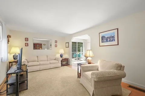 $499,999 | 4 Ryder Circle, Sandwich, MA 02563