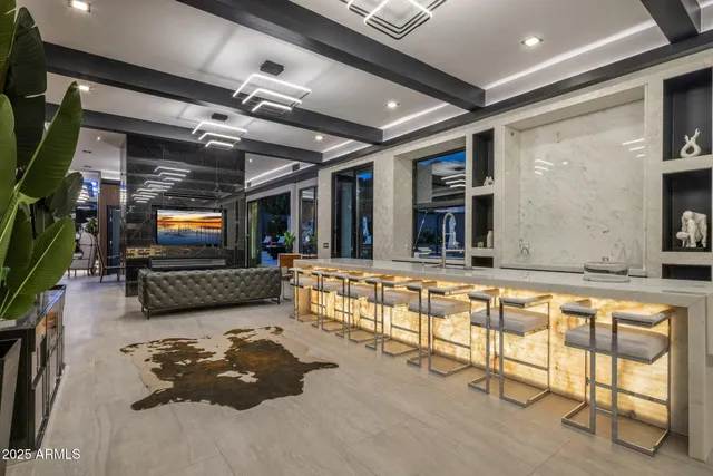 $8,500,000 | 7223 North Black Rock Trail, Paradise Valley, AZ 85253