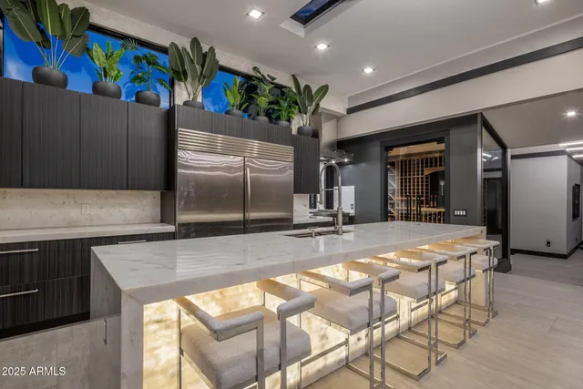 $8,500,000 | 7223 North Black Rock Trail, Paradise Valley, AZ 85253