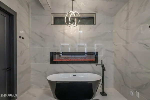 $8,500,000 | 7223 North Black Rock Trail, Paradise Valley, AZ 85253