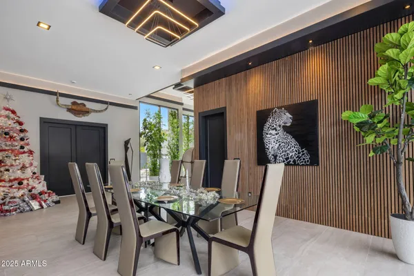 $8,500,000 | 7223 North Black Rock Trail, Paradise Valley, AZ 85253