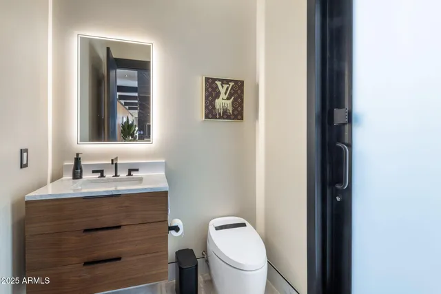 $8,500,000 | 7223 North Black Rock Trail, Paradise Valley, AZ 85253