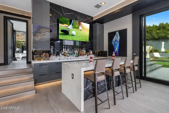 $8,500,000 | 7223 North Black Rock Trail, Paradise Valley, AZ 85253