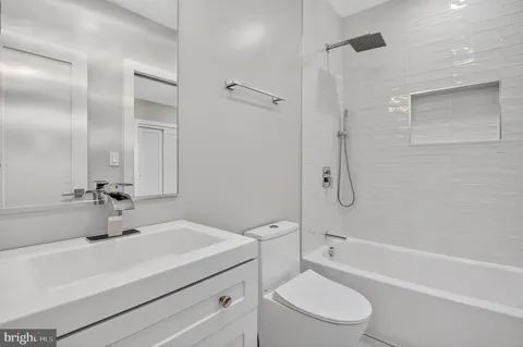 $1,000,000 | 3712 13th Street Northwest, Washington, DC 20010