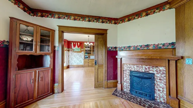 $425,000 | 13331 40th Street Southeast, Eyota, MN 55934