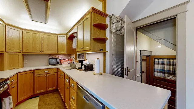 $425,000 | 13331 40th Street Southeast, Eyota, MN 55934