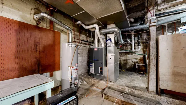 $425,000 | 13331 40th Street Southeast, Eyota, MN 55934