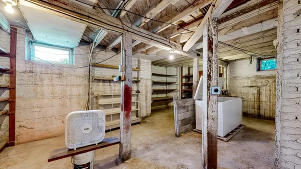 $425,000 | 13331 40th Street Southeast, Eyota, MN 55934