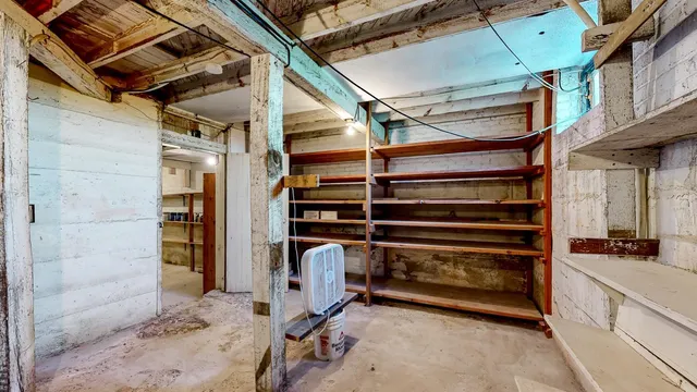 $425,000 | 13331 40th Street Southeast, Eyota, MN 55934