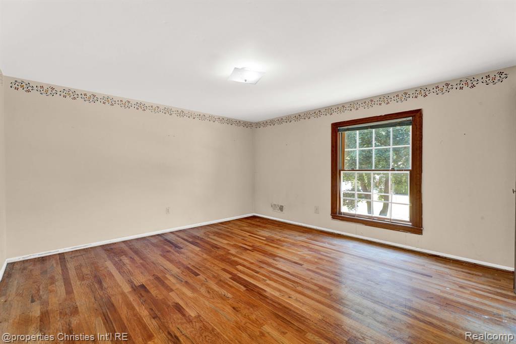 5127 Iron Gate Road Bloomfield Hills, MI 48304 - Photo 26 of 55 Gallery Image 26