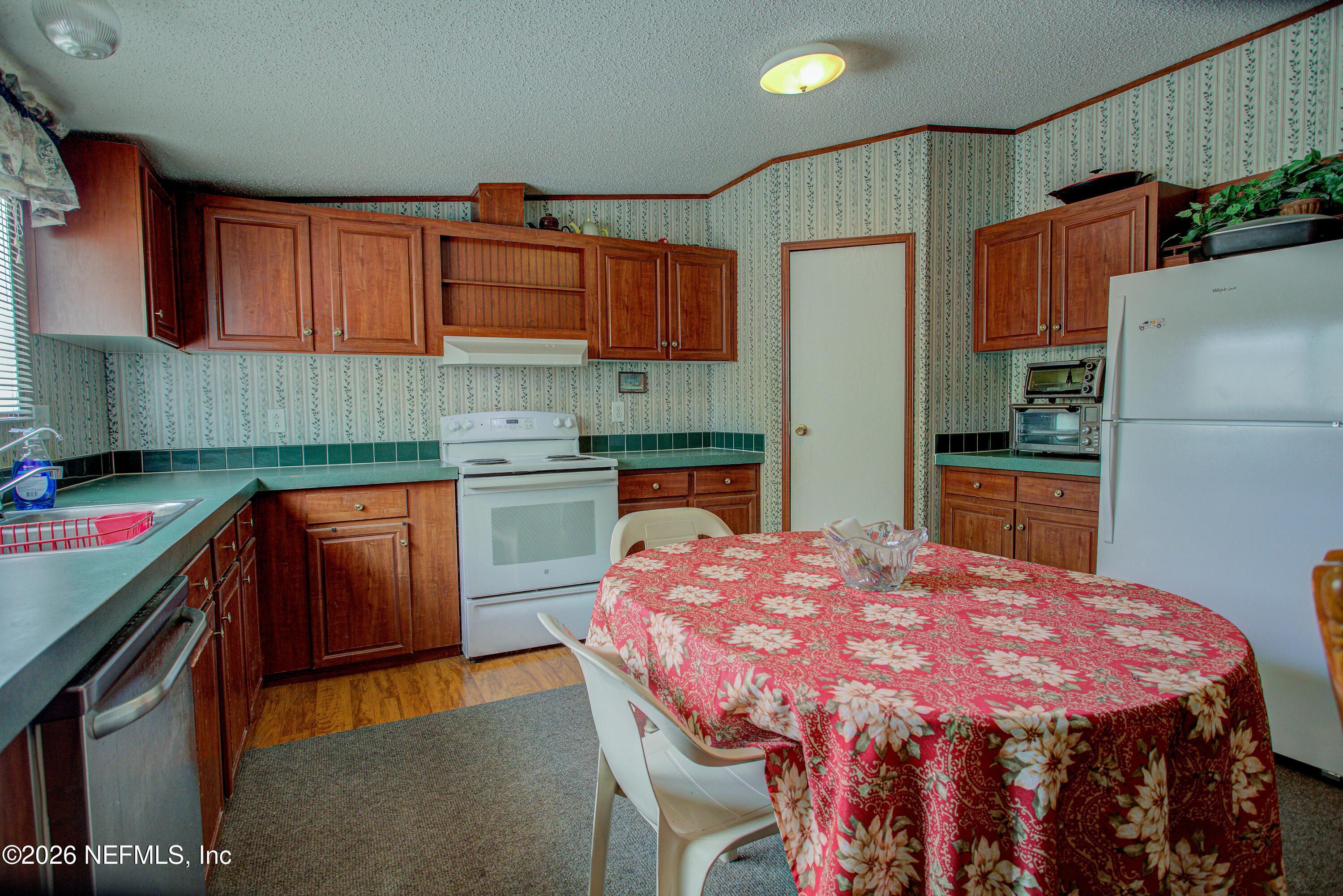 28050 Roundup Place Hilliard, FL 32046 - Photo 16 of 43 20260402-28050_Roundup_Pl-35