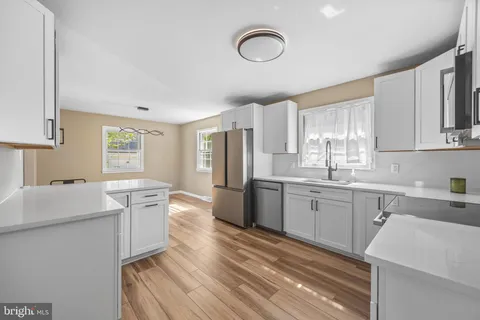 $525,000 | 323 Edgewood Avenue, Lansdale, PA 19446