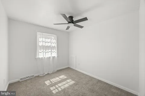 $525,000 | 323 Edgewood Avenue, Lansdale, PA 19446