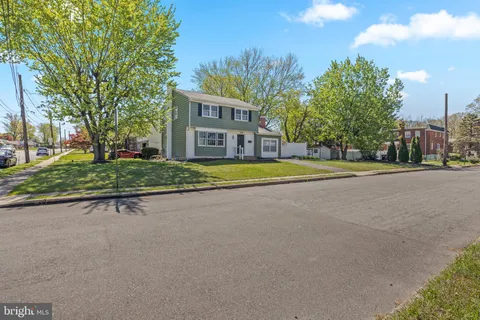 $525,000 | 323 Edgewood Avenue, Lansdale, PA 19446