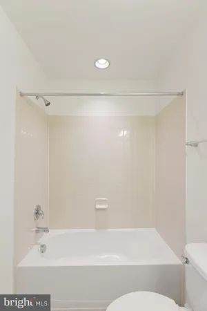 $550,000 | 33 Denison Street, Fredericksburg, VA 22406