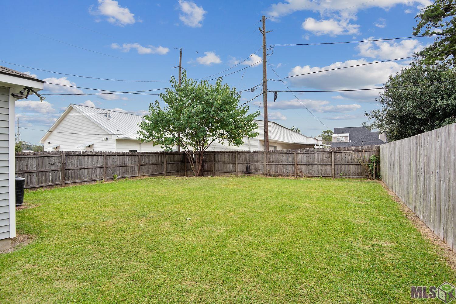 923 West Tom Stokes Court Baton Rouge, LA 70810 - Photo 17 of 18