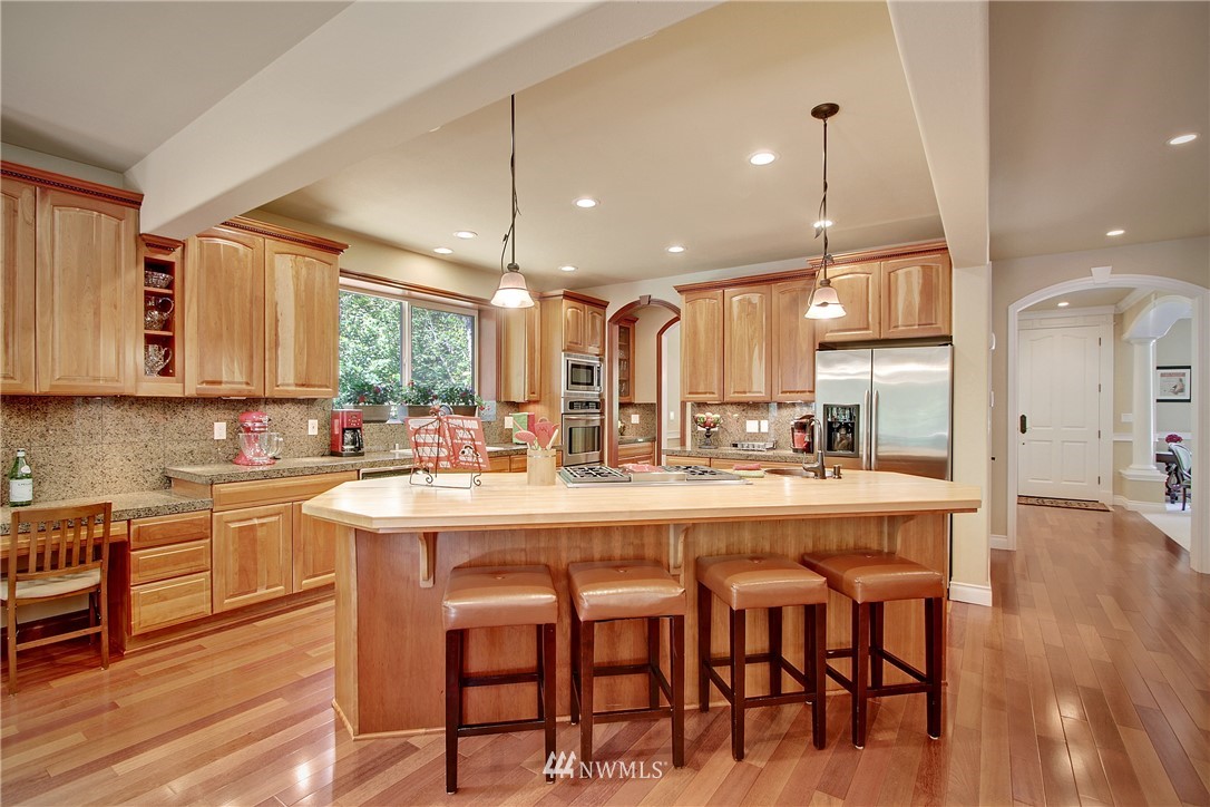 13517 Lost Lake Road Snohomish, WA 98296 - Photo 5 of 25 Gallery Image 5