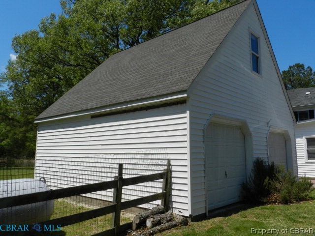 584 Hunts Road Port Haywood, VA 23138 - Photo 4 of 47