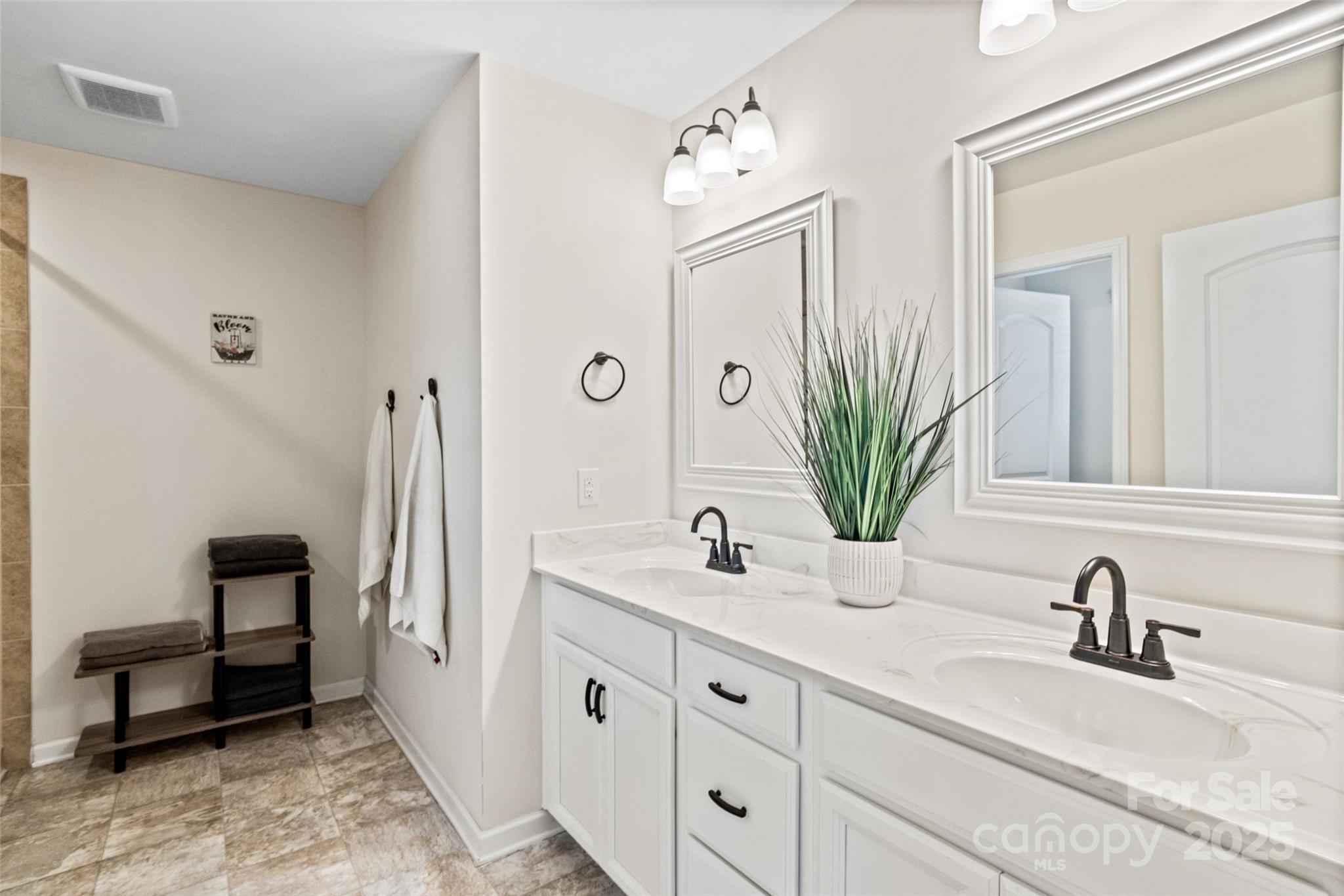 1663 Rutledge Hills Drive York, SC 29745 - Photo 29 of 43 Gallery Image 29