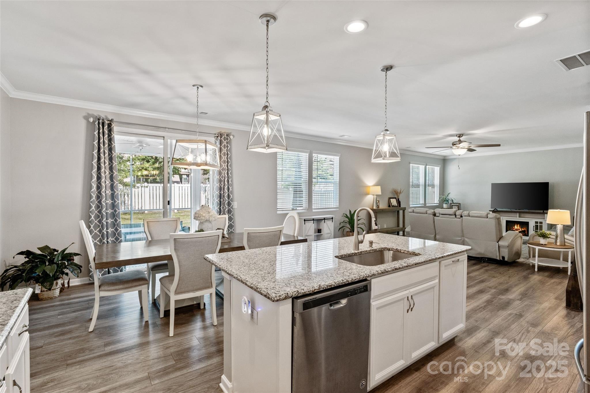 1663 Rutledge Hills Drive York, SC 29745 - Photo 10 of 43 Gallery Image 10