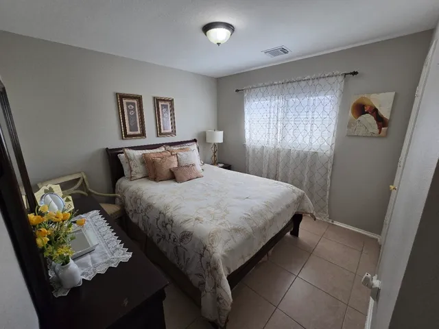 $220,000 | 6106 Elton Knolls Street, Katy, TX 77449