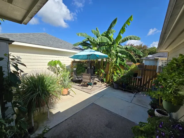 $220,000 | 6106 Elton Knolls Street, Katy, TX 77449