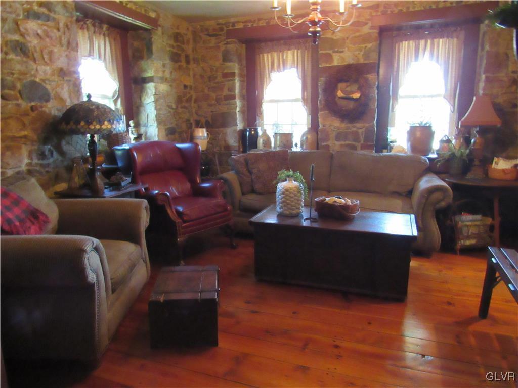 853 Bangor Road Nazareth, PA 18064 - Photo 16 of 31