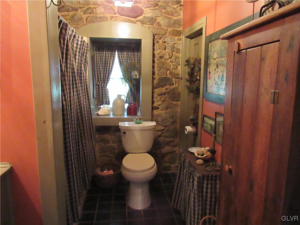 853 Bangor Road Nazareth, PA 18064 - Photo 26 of 31