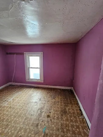 a view of livingroom with furniture