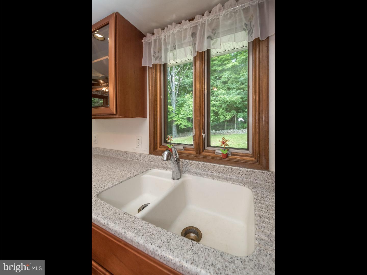 452 Erb Road Perkiomenville, PA 18074 - Photo 11 of 24 Kitchen