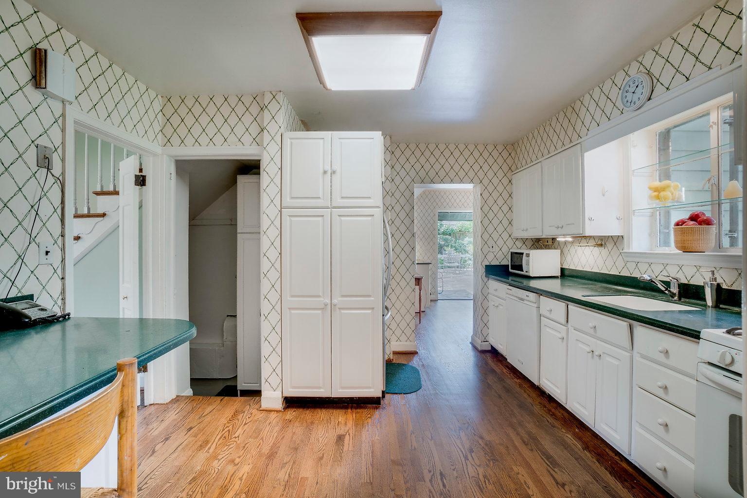 4400 Atwick Road Baltimore, MD 21210 - Photo 18 of 69