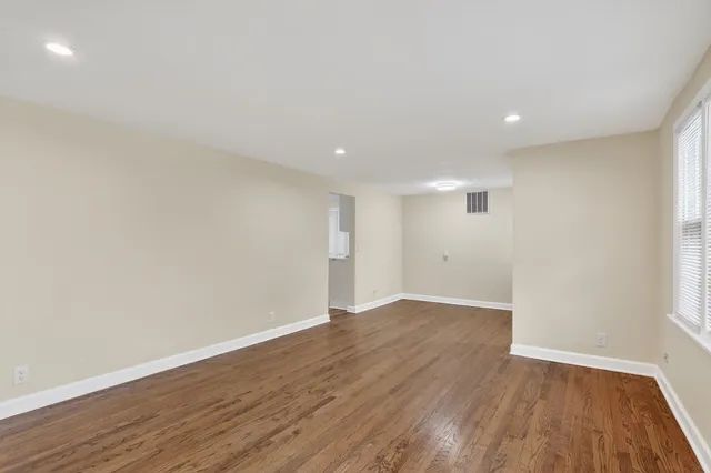 $149,900 | 28 Liberty Boulevard, Machesney Park, IL 61115