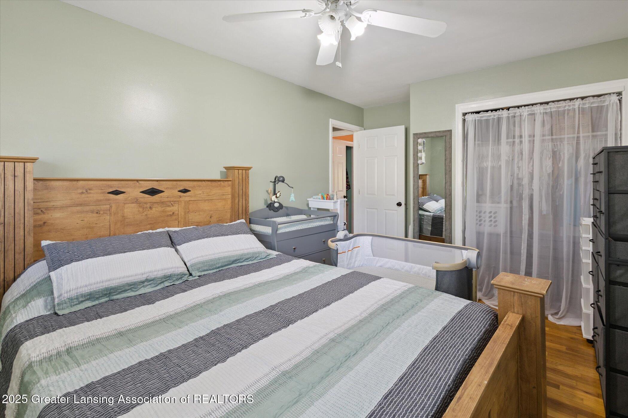 927 Dryer Farm Road Lansing, MI 48917 - Photo 20 of 37 19-927-Dryer-Farm-Rd-Lansing-MI-48917-Wi