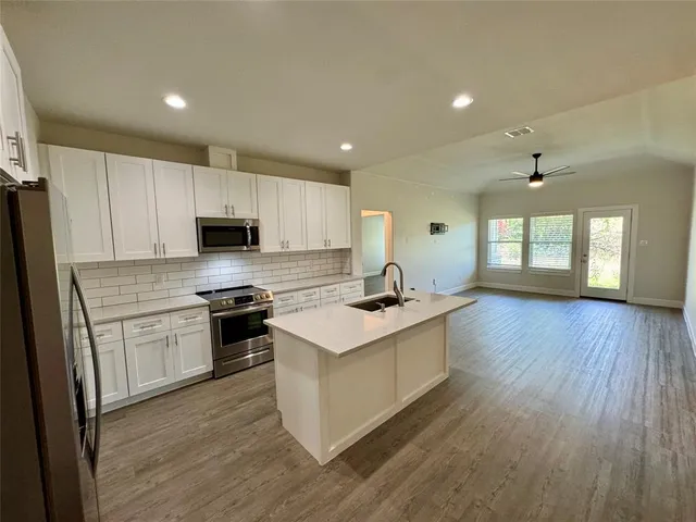 $1,990 | 5522 Mesa Loop, Granbury, TX 76048