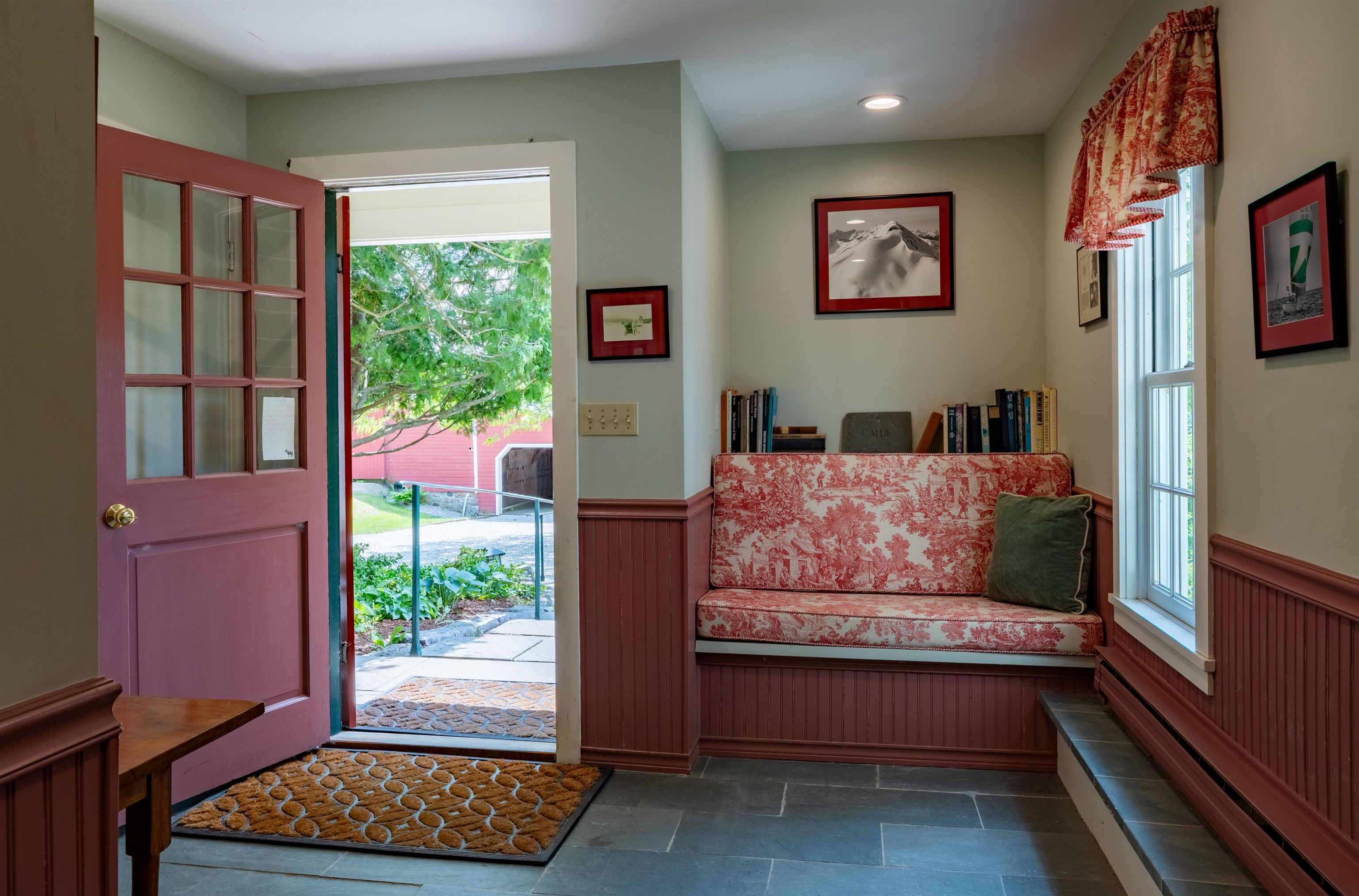 1028 Converse Bay Road Charlotte, VT 05445 - Photo 10 of 31