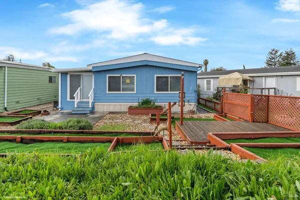 $295,000 | 7 Michael Drive, Petaluma, CA 94954