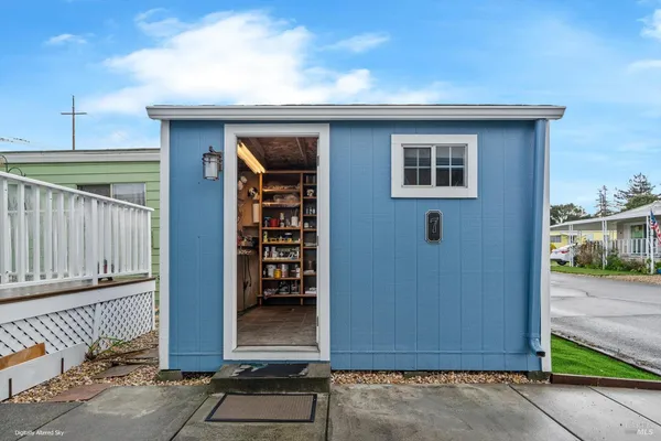 $295,000 | 7 Michael Drive, Petaluma, CA 94954