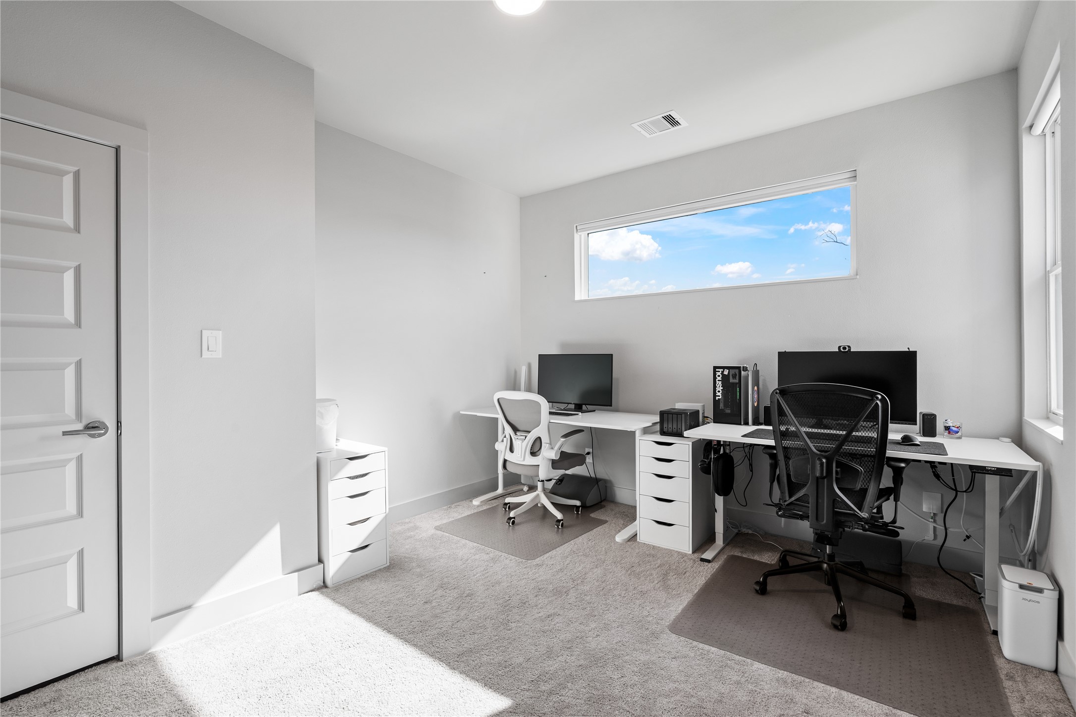 6813 Rocinante Lane Houston, TX 77092 - Photo 22 of 25 a view of a workspace with furniture