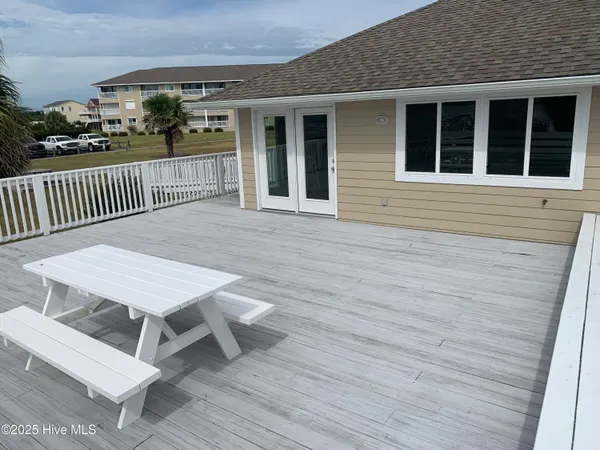 $328,900 | 650 Cedar Point Boulevard, Unit C 31, Cedar Point, NC 28584