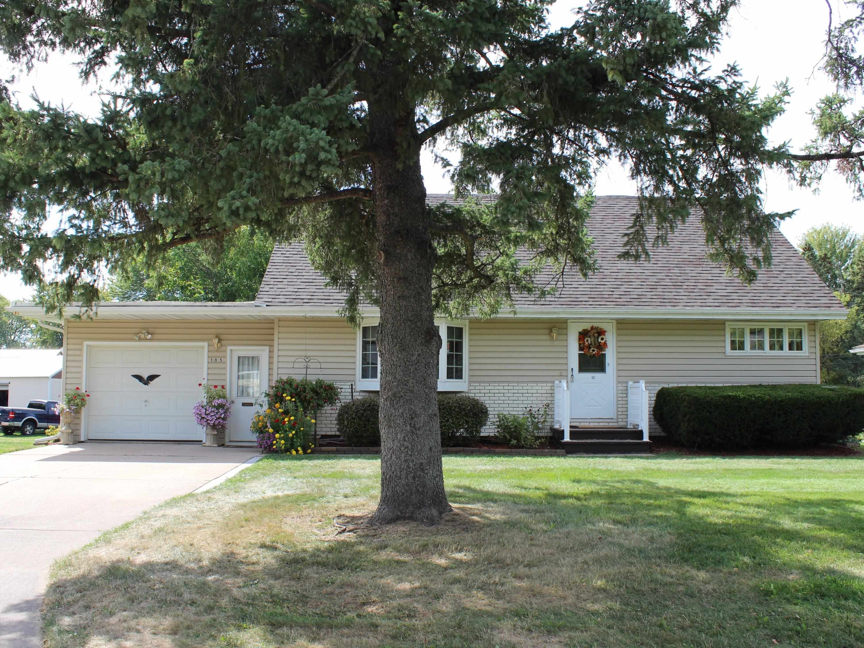 105 North 3rd Street Colby, WI 54421 - Photo 1 of 45 Gallery Image 1