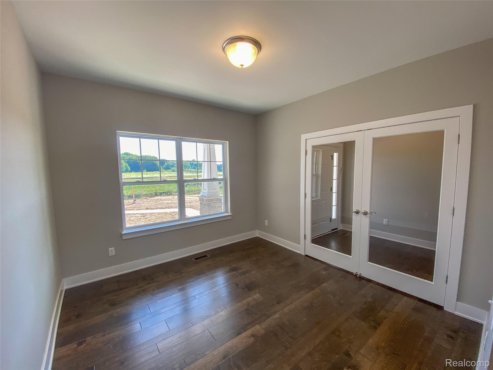 2920 Jewell Road Howell, MI 48843 - Photo 7 of 21 IMG_8865.jpg