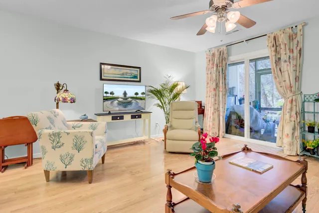 $299,990 | 2757 Jobee Drive, Unit 1101, Charleston, SC 29414