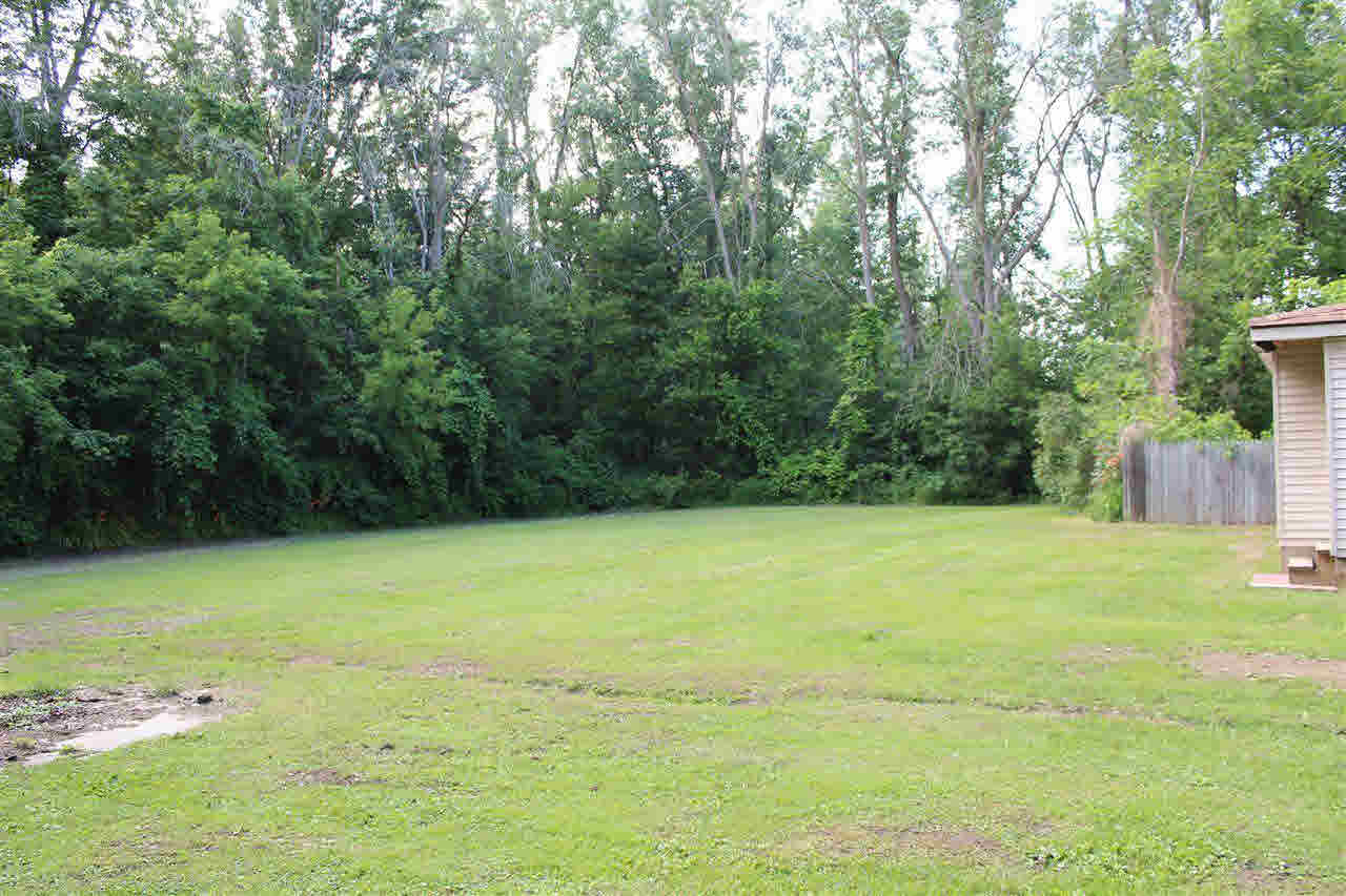 12283 Nichols Road Montrose, MI 48457 - Photo 41 of 44 21433860-40.JPG