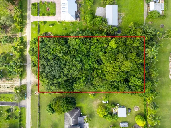 $424,900 | 196-xx Southwest 234th Street, Homestead, FL 33031