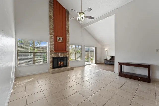 $270,000 | 7715 Candle Green Lane, Houston, TX 77071