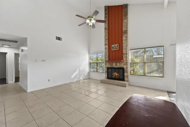 $270,000 | 7715 Candle Green Lane, Houston, TX 77071